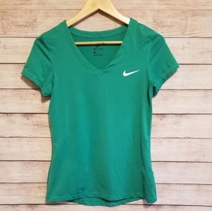 nike dri-fit tshirt